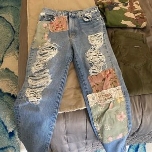 Patched pretty carmar jeans